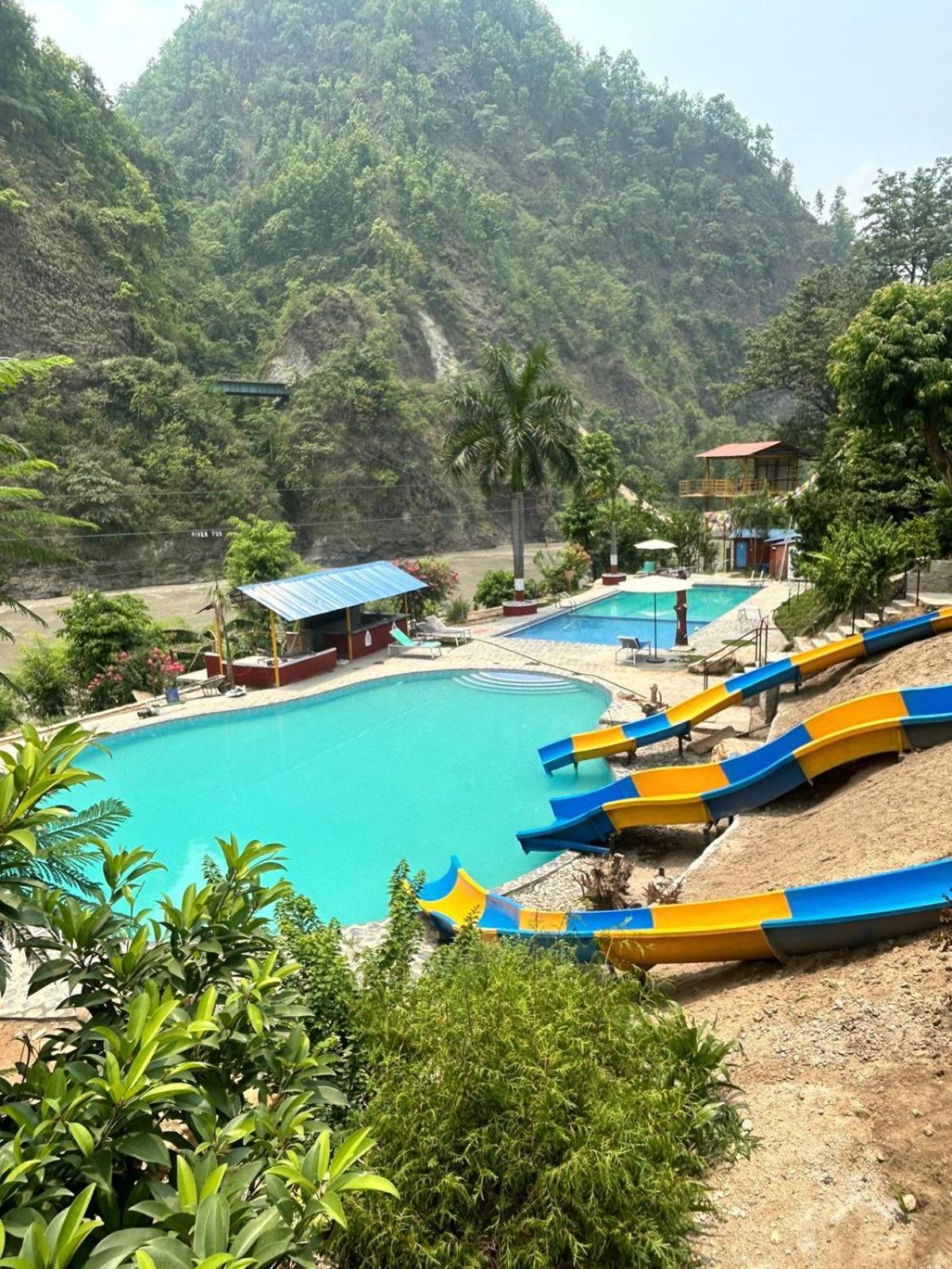 River Fun Beach Resort Gorkhā Kültér fotó